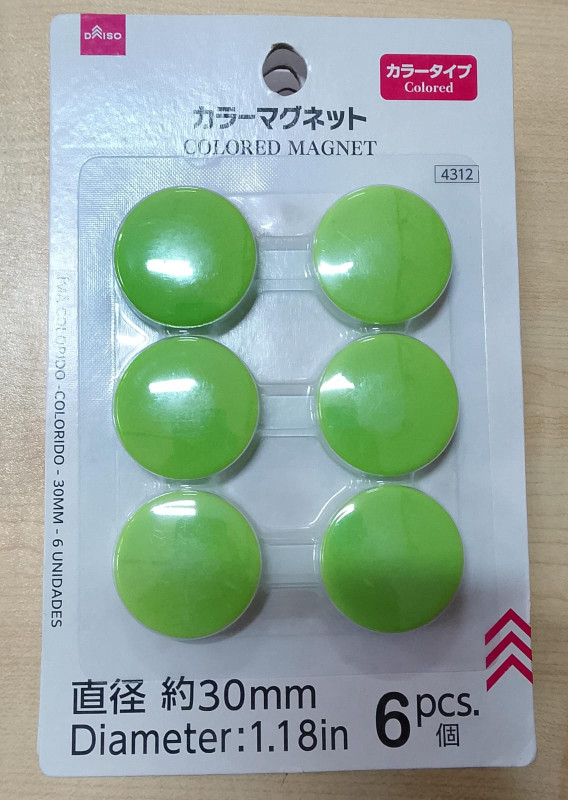 Daiso Solid color 6 pcs Colorful Magnets - 4312